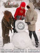 Katia & Masha & Valentina - Off-Stage: Sculping A Snowman