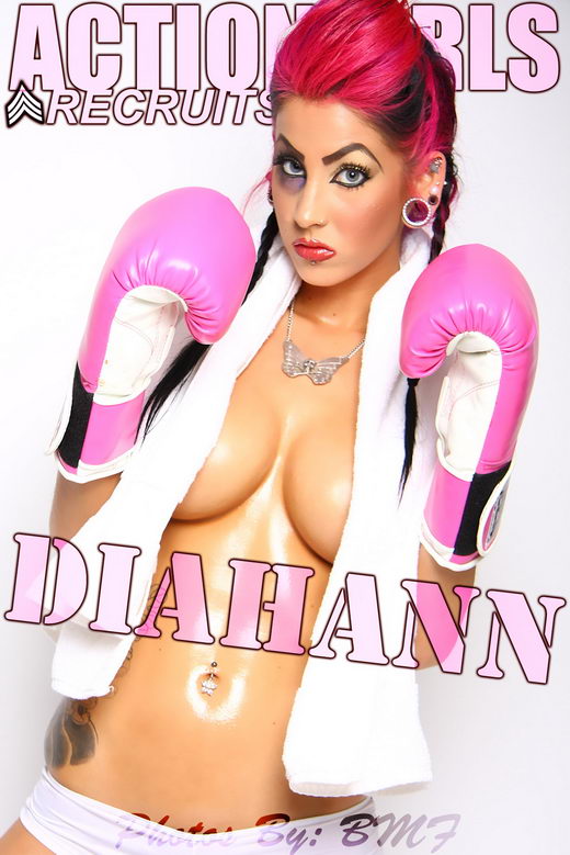 Diahann - `Boxing` - for ACTIONGIRLS Diahann - `Boxing` - for ACTIONGIRLS