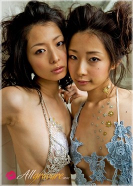 Mari & Marieri from ALLGRAVURE Mari & Marieri from ALLGRAVURE