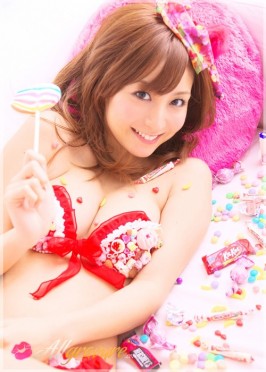 Aya Kiguchi from ALLGRAVURE Aya Kiguchi from ALLGRAVURE