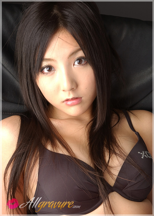 Lyrian - `XOXO Love` - for ALLGRAVURE Lyrian - `XOXO Love` - for ALLGRAVURE