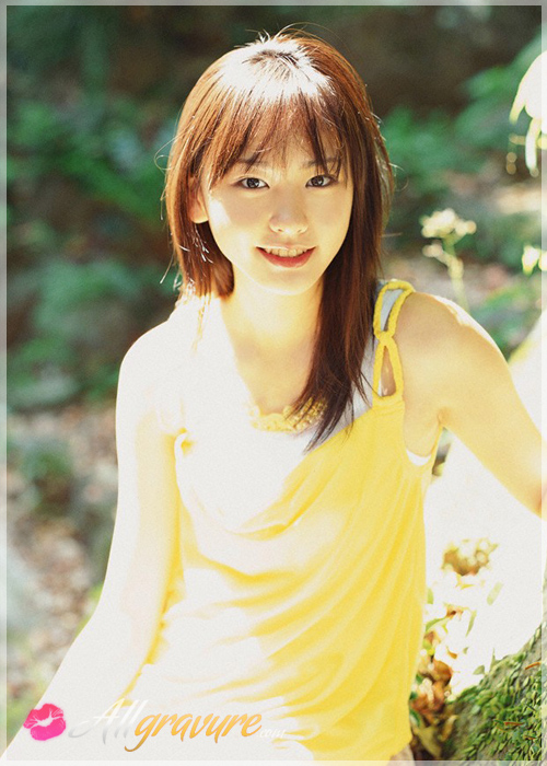 Yui Aragaki - `Lets Beach` - for ALLGRAVURE Yui Aragaki - `Lets Beach` - for ALLGRAVURE