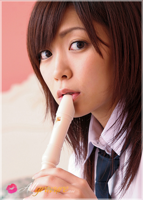 Shiori Kaneko - `Flute Practice` - for ALLGRAVURE Shiori Kaneko - `Flute Practice` - for ALLGRAVURE