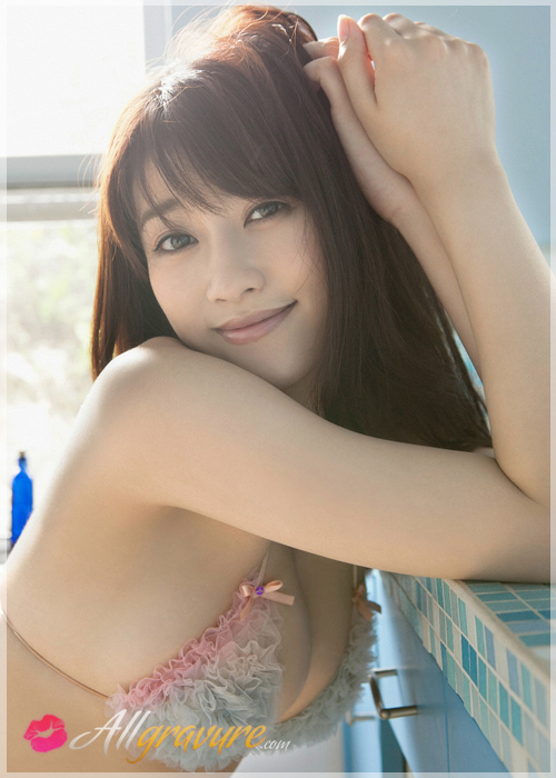 Mikie Hara - `Summer Surprise` - for ALLGRAVURE Mikie Hara - `Summer Surprise` - for ALLGRAVURE