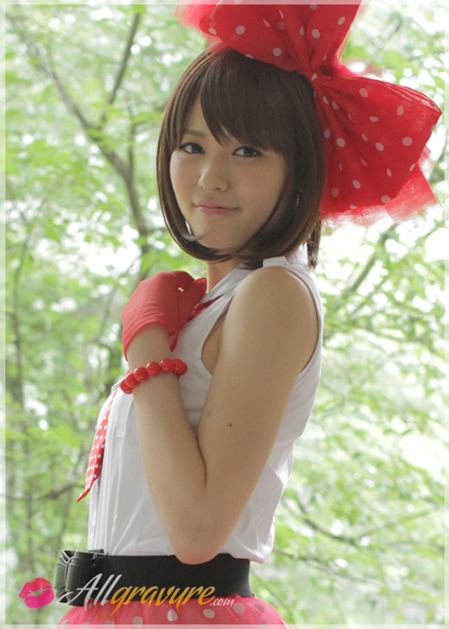 Maimi Yajima - `Bowtie Beauty` - for ALLGRAVURE Maimi Yajima - `Bowtie Beauty` - for ALLGRAVURE