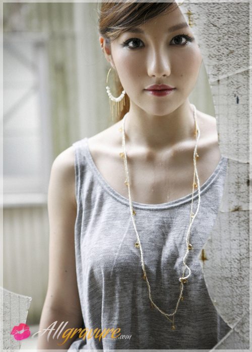 Nana Tanimura - `Heisei` - for ALLGRAVURE Nana Tanimura - `Heisei` - for ALLGRAVURE