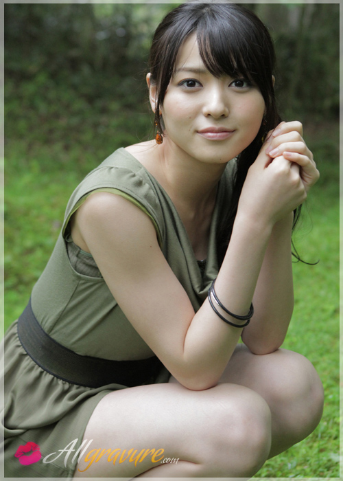 Maimi Yajima - `Autumn Walk` - for ALLGRAVURE Maimi Yajima - `Autumn Walk` - for ALLGRAVURE