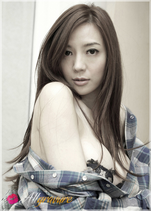 Cica - `Soft Light` - for ALLGRAVURE Cica - `Soft Light` - for ALLGRAVURE