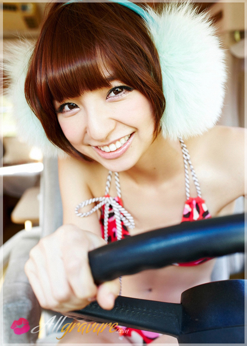 Mariko Shinoda - `Candy Travels` - for ALLGRAVURE Mariko Shinoda - `Candy Travels` - for ALLGRAVURE