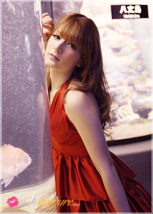 Suzanne - `Fashion Heart` - for ALLGRAVURE Suzanne - `Fashion Heart` - for ALLGRAVURE