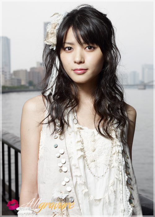 Maimi Yajima - `Autumn Life` - for ALLGRAVURE Maimi Yajima - `Autumn Life` - for ALLGRAVURE