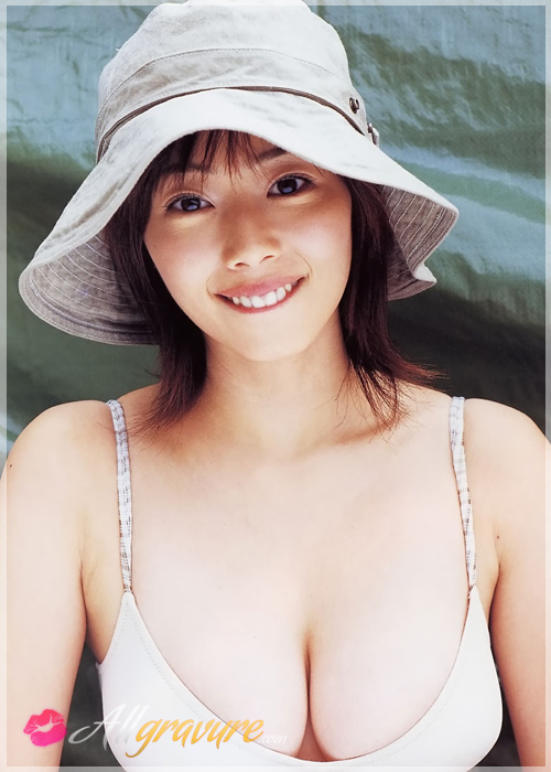 Inoue Waka - `W` - for ALLGRAVURE Inoue Waka - `W` - for ALLGRAVURE
