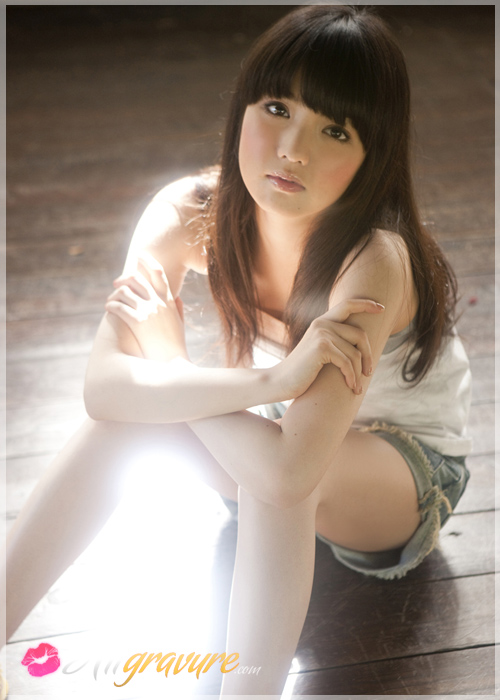 Sayumi Michishige - `Journey` - for ALLGRAVURE Sayumi Michishige - `Journey` - for ALLGRAVURE