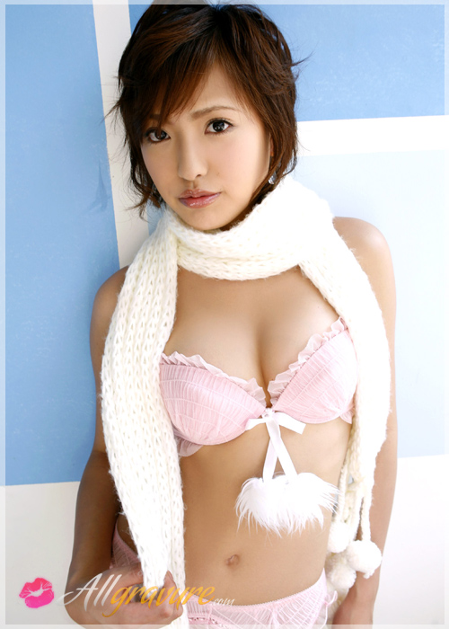 Erisa Nakayama - `Drive Me Crazy` - for ALLGRAVURE Erisa Nakayama - `Drive Me Crazy` - for ALLGRAVURE