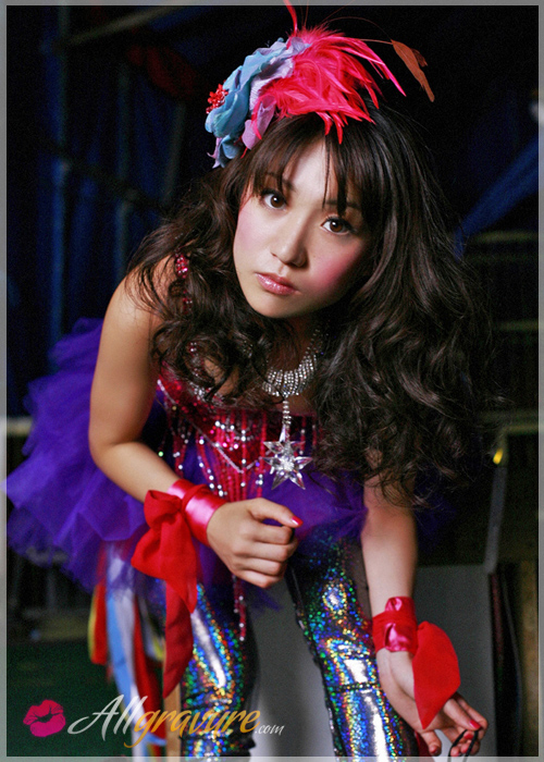 Yuko Oshima - `Circus` - for ALLGRAVURE Yuko Oshima - `Circus` - for ALLGRAVURE