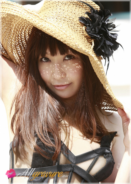 Mayumi Ono - `Take Inside Me` - for ALLGRAVURE Mayumi Ono - `Take Inside Me` - for ALLGRAVURE