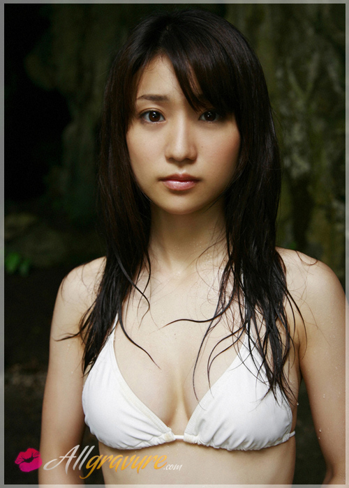 Yuko Oshima - `Bikini Safari` - for ALLGRAVURE Yuko Oshima - `Bikini Safari` - for ALLGRAVURE