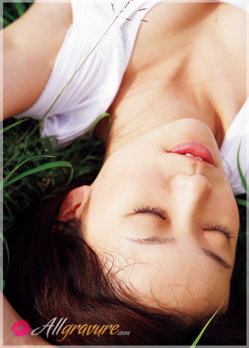 Yuko Oshima - `Sporty` - for ALLGRAVURE Yuko Oshima - `Sporty` - for ALLGRAVURE