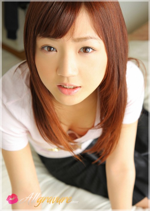 Asami Tani - `Single In April 4` - for ALLGRAVURE Asami Tani - `Single In April 4` - for ALLGRAVURE