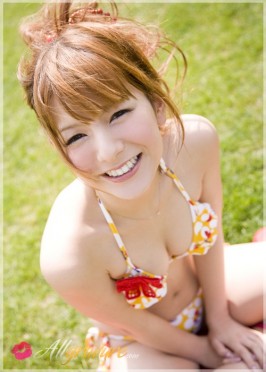 Suzanne from ALLGRAVURE Suzanne from ALLGRAVURE