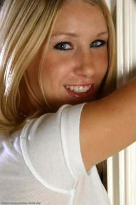 Allison Pierce from ATKARCHIVES Allison Pierce from ATKARCHIVES