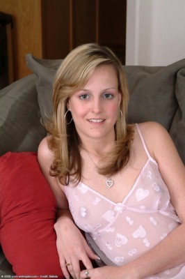Caley from ATKPETITES Caley from ATKPETITES