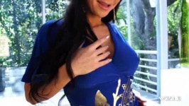 Rebecca Reign from AZIANI Rebecca Reign from AZIANI