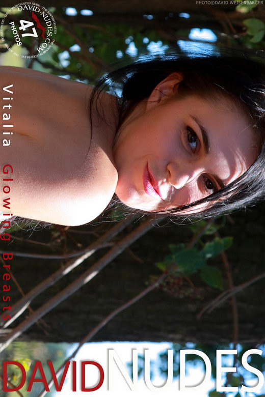 Vitalia - `Glowing Breasts` - by David Weisenbarger for DAVID-NUDES Vitalia - `Glowing Breasts` - by David Weisenbarger for DAVID-NUDES