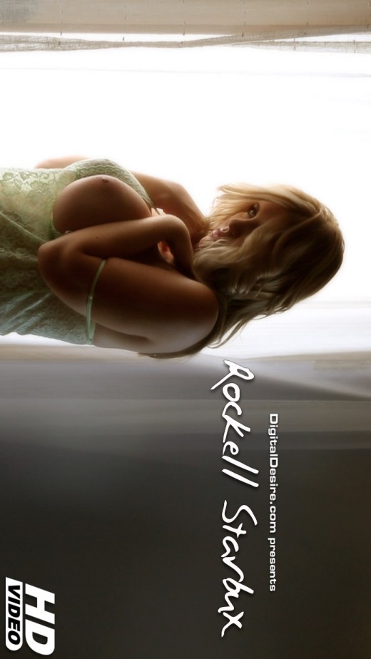 Rockell Starbux - by Stephen Hicks for DIGITALDESIRE Rockell Starbux - by Stephen Hicks for DIGITALDESIRE
