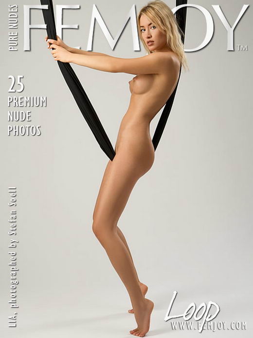 Lia - `Loop` - by Stefan Soell for FEMJOY ARCHIVES Lia - `Loop` - by Stefan Soell for FEMJOY ARCHIVES