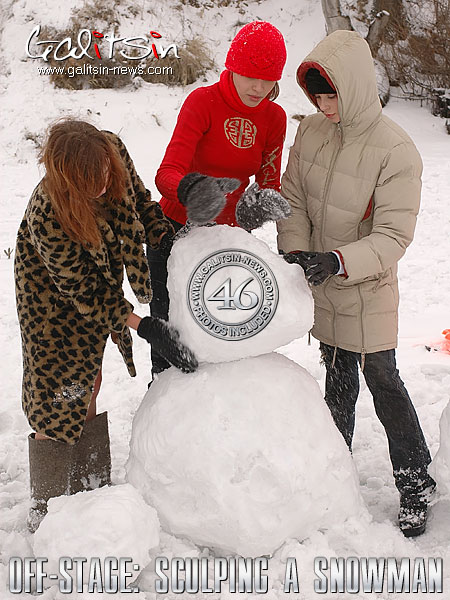 Katia & Masha & Valentina - `Off-Stage: Sculping A Snowman` - by Galitsin for GALITSIN-NEWS Katia & Masha & Valentina - `Off-Stage: Sculping A Snowman` - by Galitsin for GALITSIN-NEWS
