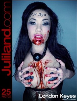 London Keyes from JULILAND London Keyes from JULILAND