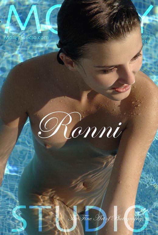 Ronni - by Craig Morey for MOREYSTUDIOS Ronni - by Craig Morey for MOREYSTUDIOS