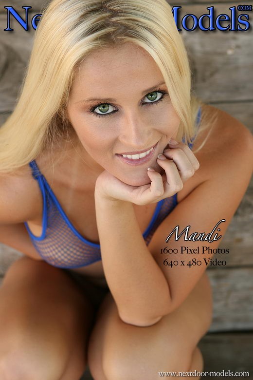 Mandi - by Oliver Klozov for NEXTDOOR-MODELS2 Mandi - by Oliver Klozov for NEXTDOOR-MODELS2