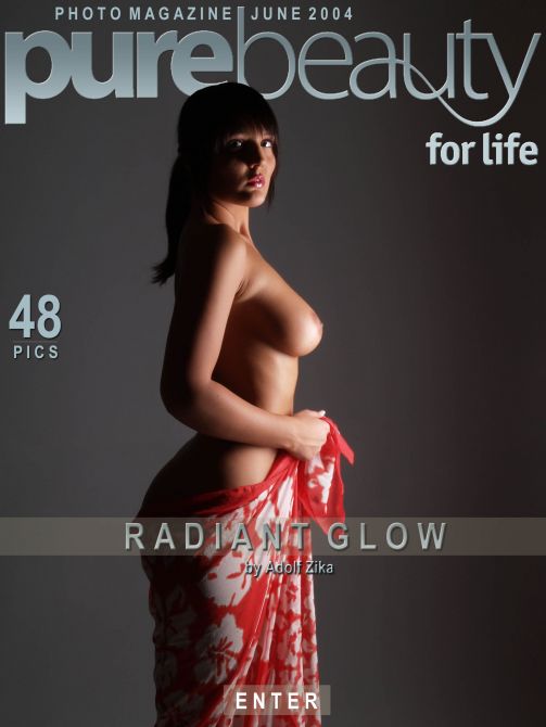 Bara - `Radiant Glow` - by Adolf Zika for PUREBEAUTY Bara - `Radiant Glow` - by Adolf Zika for PUREBEAUTY