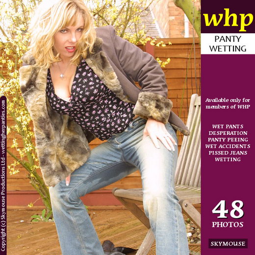 Louise - `Louise Has A Sexy Jeans Pee` - by Skymouse for WETTINGHERPANTIES Louise - `Louise Has A Sexy Jeans Pee` - by Skymouse for WETTINGHERPANTIES