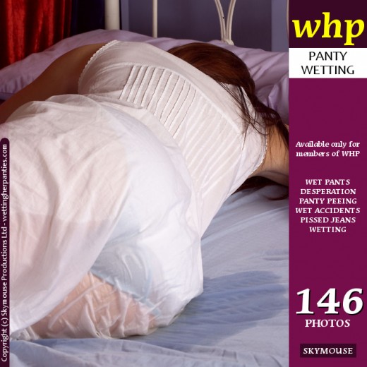 Jackie Brown - `Bedwetting` - by Skymouse for WETTINGHERPANTIES Jackie Brown - `Bedwetting` - by Skymouse for WETTINGHERPANTIES