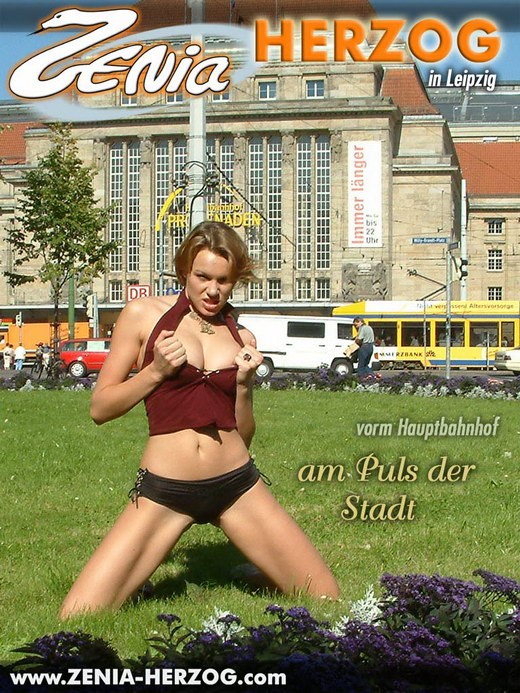 Zenia - `am Puls der Stadt` - by Carlos Ridago for ZENIA-HERZOG Zenia - `am Puls der Stadt` - by Carlos Ridago for ZENIA-HERZOG